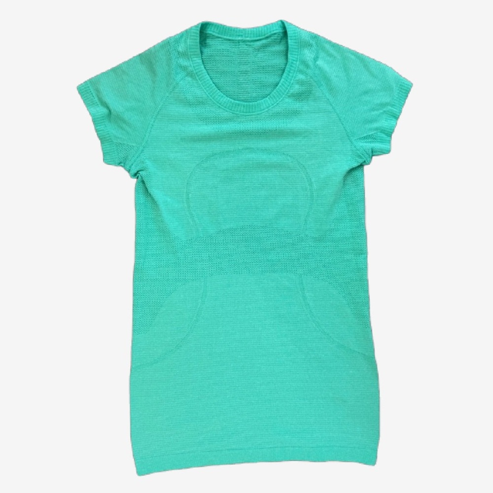 Lululemon mint workout tee